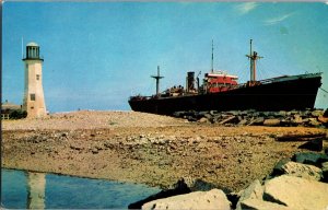 Freighter Etrusco Aground at Sand Hills, Scituate MA Vintage Postcard H80