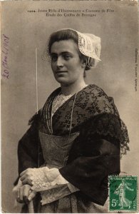 CPA Jeune Fille d'Hennebont - Costune de Fete - Folklore (1033851)