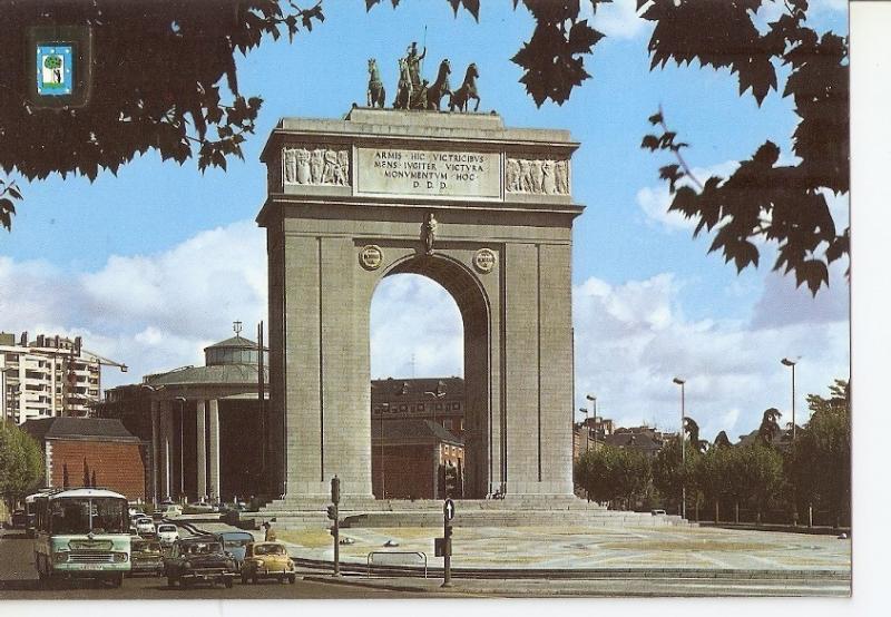 Postal 041615 : Madrid. Arco de la Victoria