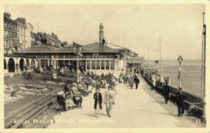 UK Bridlington Royal Prince's Parade Vintage Postcard 03.32