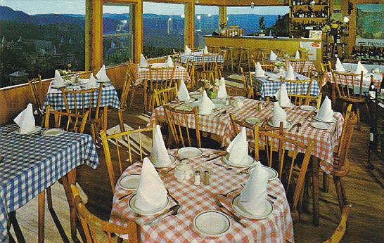 Canada Chalets Restaurant Bar Perce Quebec