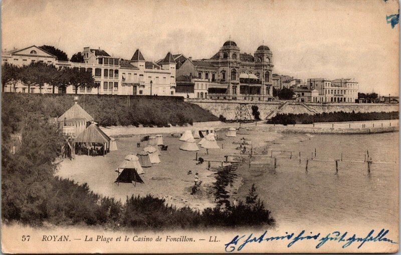 Royan- La Plage et le Casino de Foncillon France Postcard PC13
