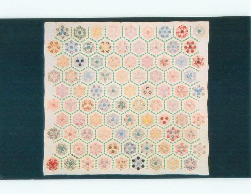 Unused Pre-1980 POSTCARD OF QUILT AT MUSEUM Memphis Tennessee TN E5535