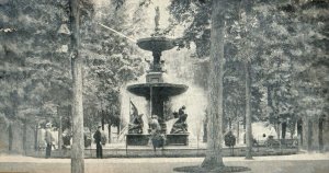 Circa 1900-07 Fulton St. Park Fountain, Grand Rapids, Michigan Postcard P12