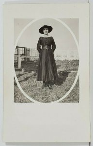 RPPC Stern Looking Woman Large Hat Masked Border Real Photo Postcard P9