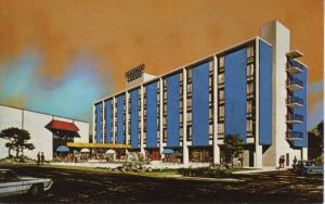 Clayton House Motel Restaurant & Lounge ~ Davenport Iowa ~ Vintage Postcard