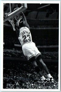 Postcard - Michael Jordan Dunking - Upper Deck Retrospect