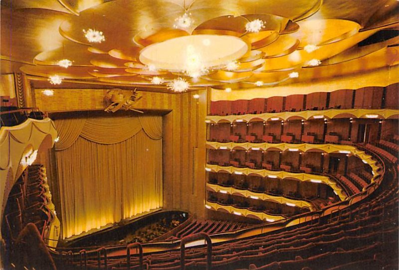 Metropolitan Opera House At, Lincoln Center  