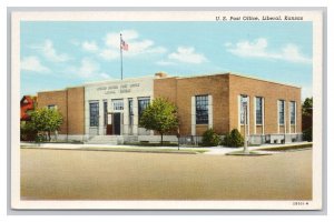 Postcard U. S. Post Office Liberal Kansas