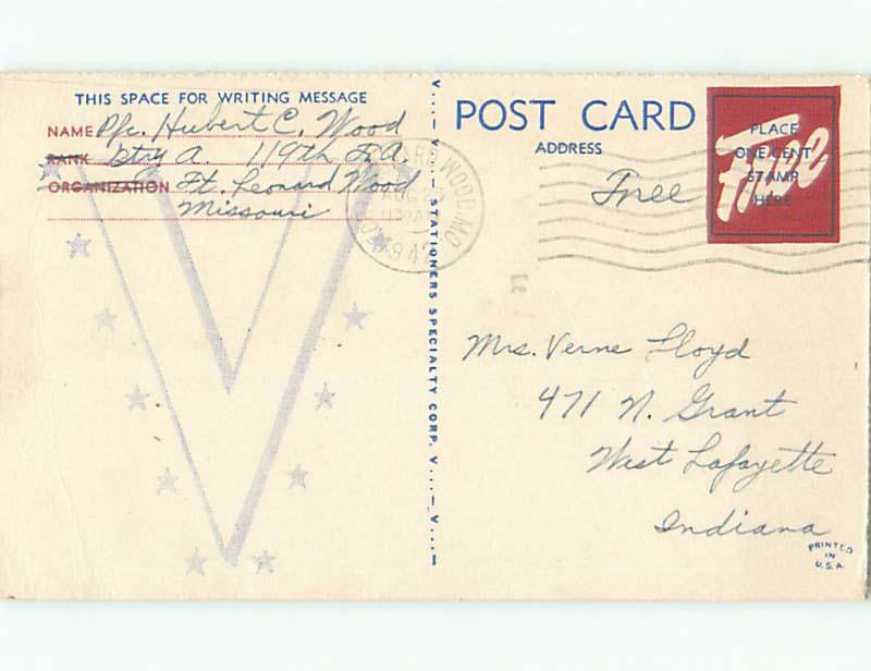 1942 military LATE MAN RUNS TO JOIN THE ARMY k4040