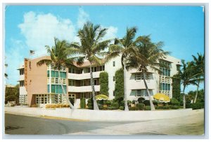 1962 Exterior View Wynholm Hotel Fort Lauderdale Florida Posted Vintage Postcard