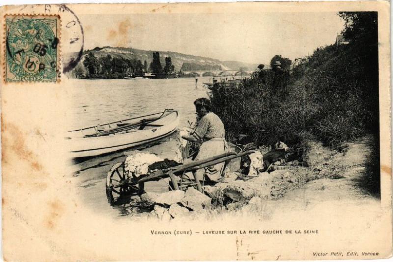 CPA VERNON-Laveuse sur la Rive Gauche de la Seine (43125)