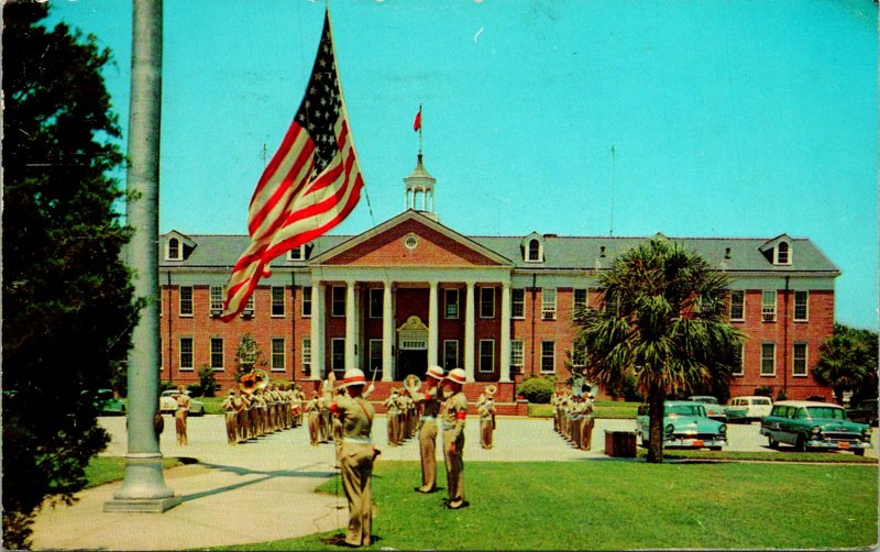 Parris Island SC Marine Corps Recruit Depot Postcard used (18525)