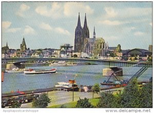 Dom und Rhein Koeln Germany