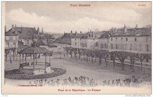 TOUL , France , 00-10s ; Place de la Republique - Le Kiosque