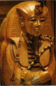 CPM EGYPTE Tutankhamen's Treasures, Coffin of solid gold in the form (343373)