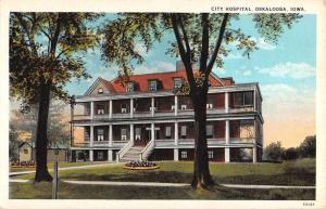 Oskaloosa Iowa City Hospital Exterior Street View Antique Postcard K25270