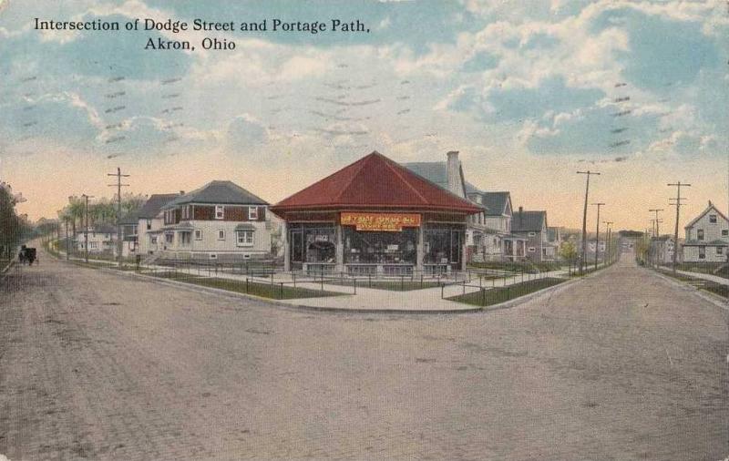 LP32  Akron, Ohio, OH, postcard, Intersection of Dodge 