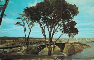 Canada New Brunswick View Reversing Falls & Bridge Vintage Postcard 07.58