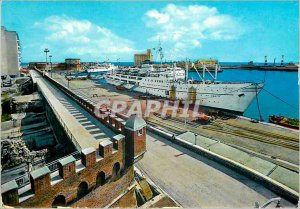 Postcard Modern Civitavecchia harbor view