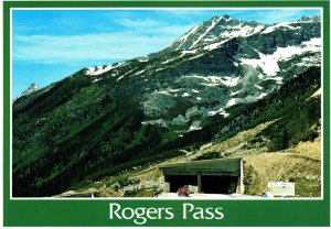 CONTINENTAL SIZE POSTCARD ROGERS PASS MOUNTAIN HIGHWAY CANADA