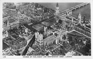 BR099855 houses of parliament and westminster abbey london real photo  uk