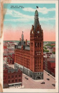 The City Hall Milwaukee WI Postcard PC490