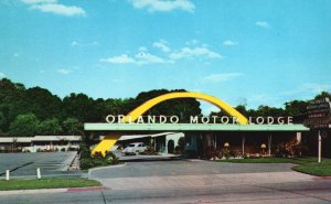 Vintage Postcard 1966 Orlando Motor Lodge Guest Rooms Front View Orlando Florida