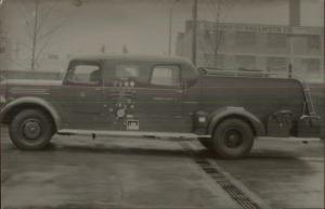 Sleight & Hellmuth Co Bldg & Unusual Fire Engine - Chicago IL (I Think) RPPC