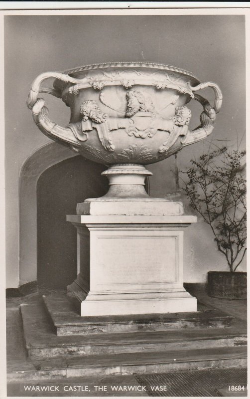 VINTAGE POSTCARD THE WARWICK VASE HOUSED AT WARWICK CASTLE MUSEUM CARD WITH REAR