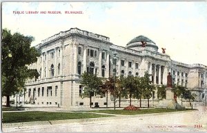 Postcard MUSEUM SCENE Milwaukee Wisconsin WI AI4573