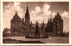 Denmark Frederiksborg Slot Hillerød Vintage Postcard C003