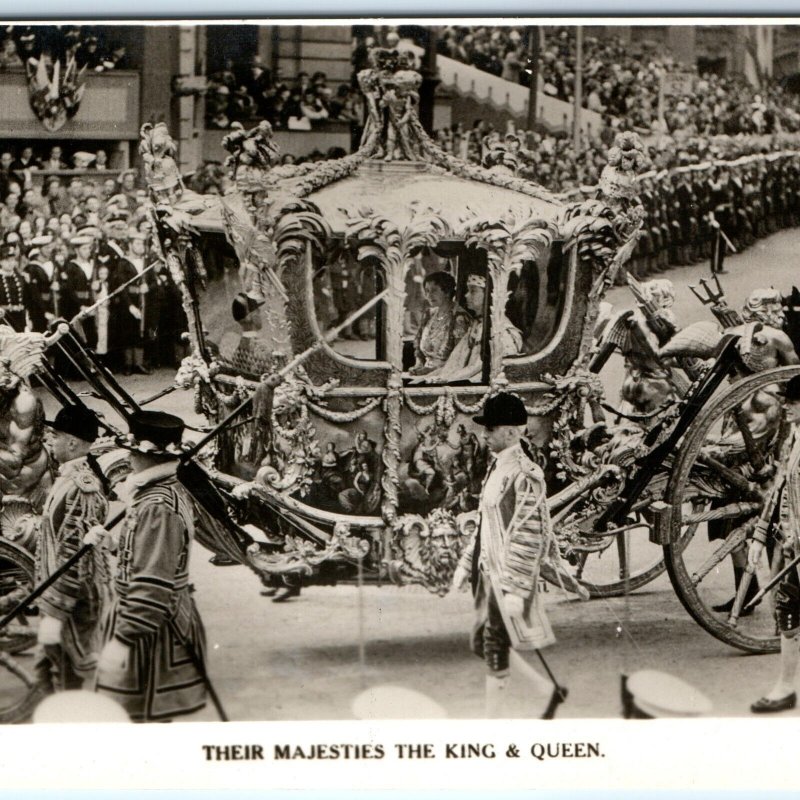 c1950s London, UK Gold State Coach Procession Royal Ceremony Crowds Streets A360