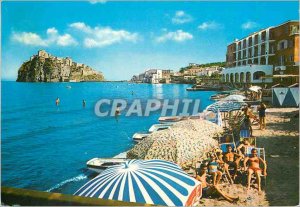 Postcard Modern Ischia Isola verde castle and place of fishermen