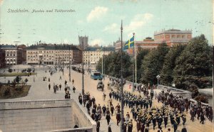 A225 Sweden 1907 Stockholm Norrbro med Vaktparaden Parade Fanfare postcard