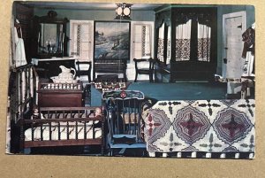 UNUSED POSTCARD - BEDROOM SHOWING MASTER BED, LITTLE NORWAY, BLUE MOUNDS, WISC.