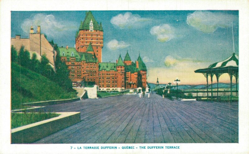 Canada Quebec The Dufferin Terrace Vintage Postcard 02.96 