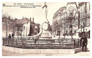 France  Dijon, Monument eleve a la Memoire de M. et Mme Grangier