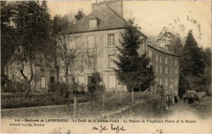 CPA Landerneau- La Maison de l'ingenieur Pierre et le Moulin FRANCE (1026726)