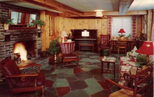 NY - Lake Placid. The Homestead, Lounge & Game Room