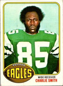 1976 Topps Football Card Charlie Smith Philadelphia Eagles sk4543