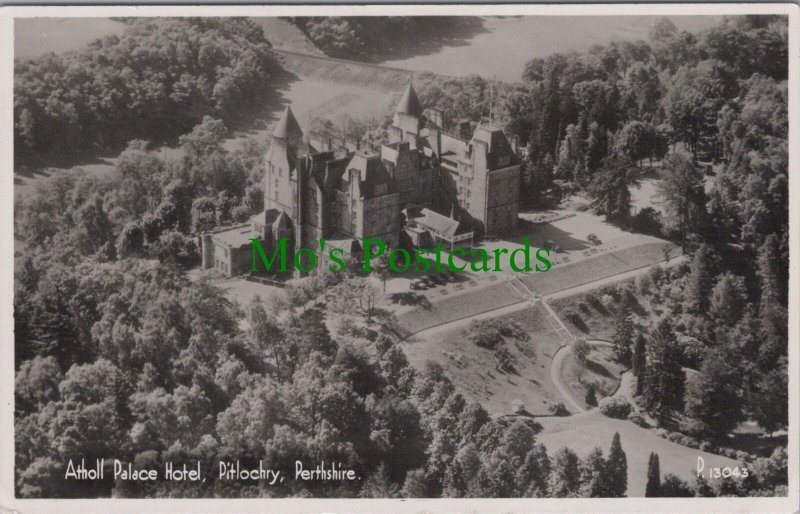 Scotland Postcard - Atholl Palace Hotel, Pitlochry, Perthshire  Ref.RS29261