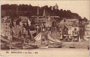 CPA HONFLEUR Le Port (1229774)