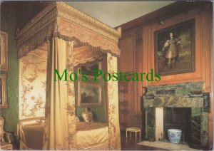 Middlesex Postcard - Hampton Court Palace, Queen Charlotte's Bed  RR17193