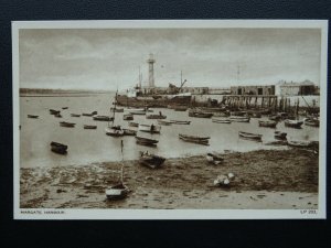 Kent MARGATE Harbour & Lighthouse - Old Postcard by A.H.& S. LP203