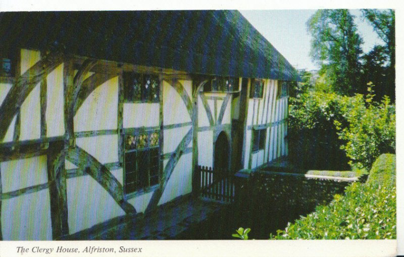 Sussex Postcard - The Clegy House - Alfriston - Ref 2724A