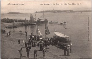 France Dinard La Cale Au Loin Saint-Malo Vintage Postcard 04.10