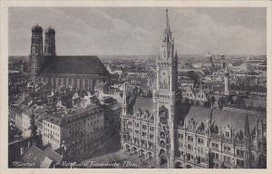 Germany Muenchen Rathaus und Frauenkirche