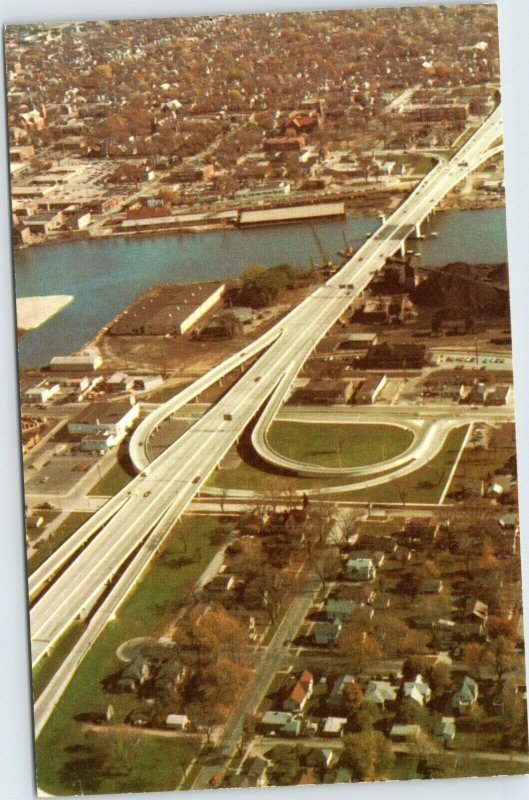 postcard Green Bay Wisconsin - Don Tilleman Bridge