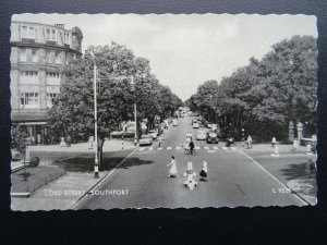 Lancashire SOUTHPORT Lord Street c1960's RP Postcard by Valentine L9525